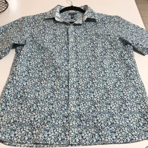 Van Heusen casual button down dress shirt